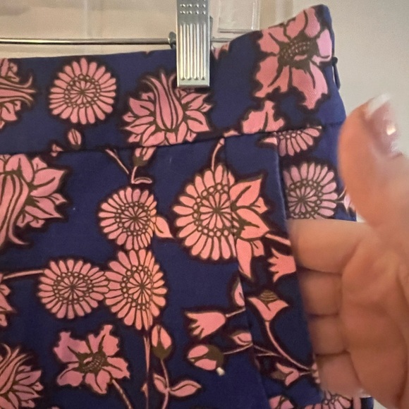 J. Crew Blue And Pink Floral Chino City Fit Shorts Side Zipper, 14 - Picture 3 of 9